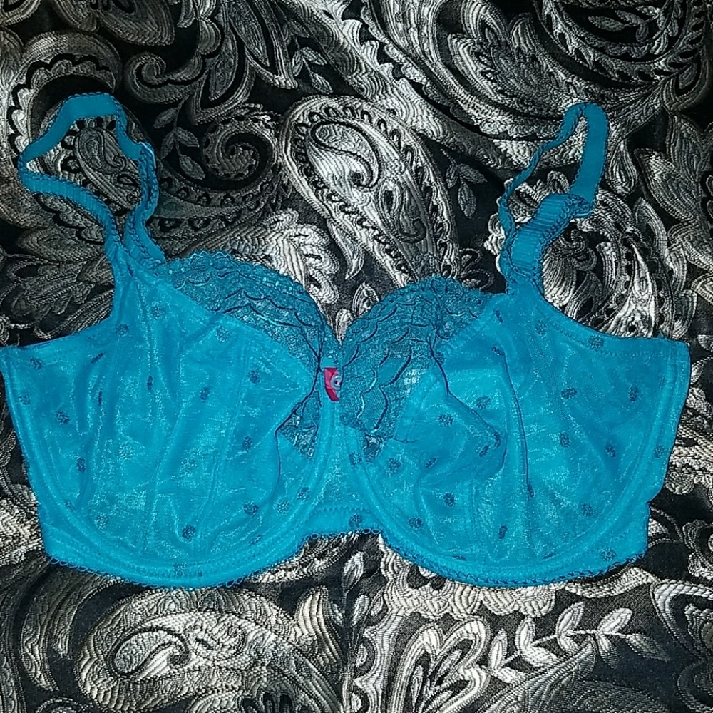 Cleo Marcie 32FF